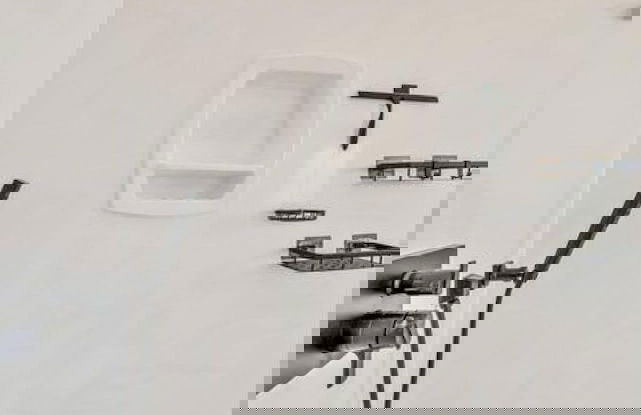 New Luxury Texas Farmhouse - Photo 57