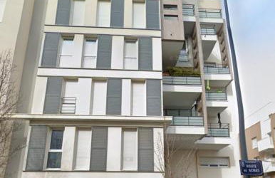 Lascano Parking GRATUIT proche Gare Aéroport Eurexpo GROUPAMA STADIUM - Foto 7