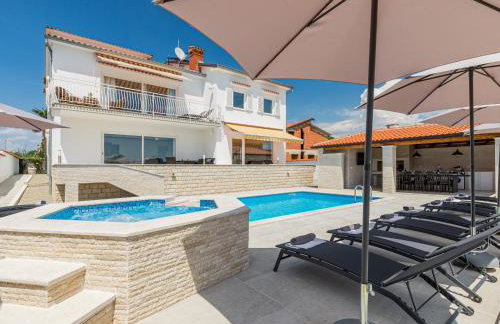 Villa Anela - Photo 32