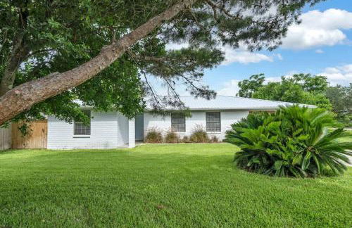 Family PCB Home 7Min Walk To Beach W Game Room For 12 - Foto 35