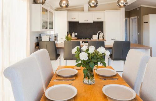 Luxury lodge - St Helens - Photo 30