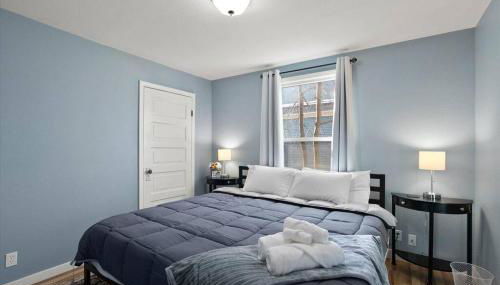 Mins To Dwntwn & Arena Backyard BBQ King Bed - Foto 5