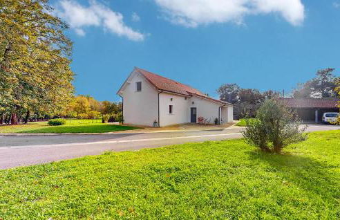 4 Bedroom Amazing Home In Sanilhac - Foto 9