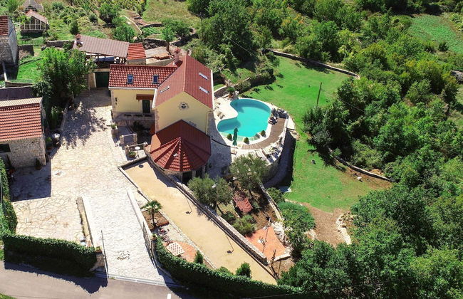 Authentic Dalmatian Hillside Escape With Pool, Sauna & BBQ - Foto 32