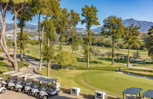 Aguamarina Golf Pool near Marbella - Photo 26