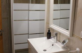 Apto. con gran terraza y acceso directo a piscina. - Foto 9