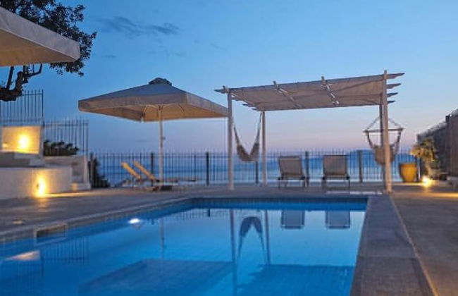 Seafront Pouletis Family Drosoula Gem With Pool - Foto 2