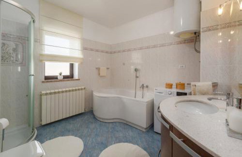 Apartment Mihael with pool and beautiful garden - Foto 25