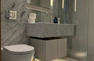 Spacious 3 bedroom 3 bathroom apartment near Tower Bridge - Photo 13