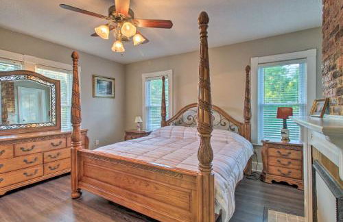 Mtn Views and Idyllic Setting! Clifton Forge Retreat - Foto 16