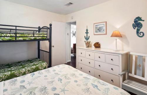 Bermuda Bungalow - Photo 12