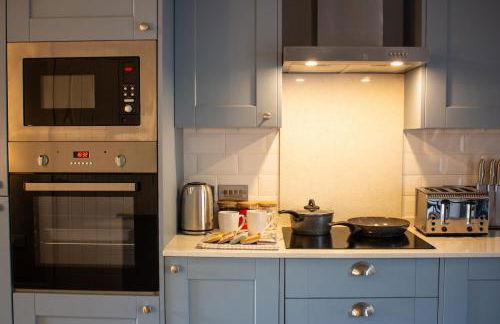 2 Bed House - Sleeps 4 - Parking - Foto 11