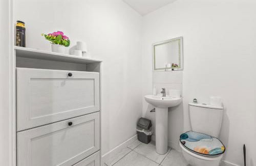 Modern 4 Bedroom Detached House 66CL - Foto 12