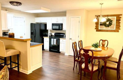 Spacious & comfy home in ultra-convenient location 2025 Traveller Award Winner - Foto 21