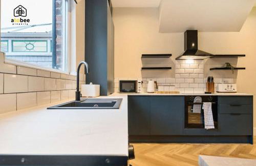 2 Bed Home near Etihad & Manchester City Centre on a quiet street with Free Parking - Foto 12