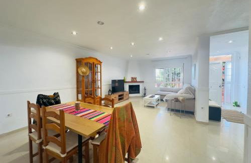 Casa del Sol - Casa familiar junto a la playa con vistas al mar en Almería - Foto 33