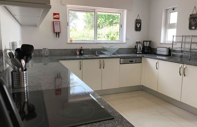 16 Centeanes Fabulous Location Just Short Walk t - Foto 40