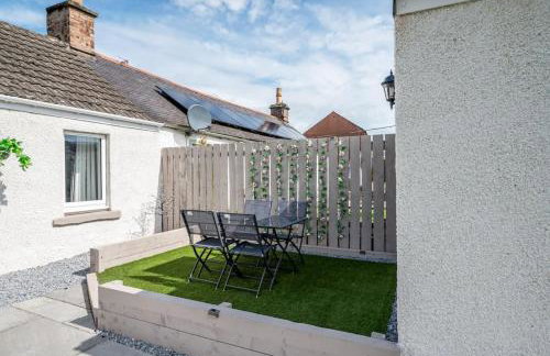 Charming Forfar House and Hot Tub - Foto 44