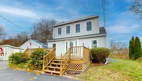 The Lobster Claw - Photo 1