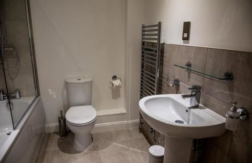 Residence 10 by Together Travel - Luxury 2-Bed Penthouse Apartment - Foto 40