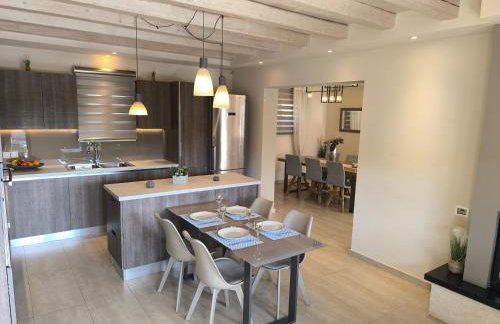 Luxury Villa Matzourana with Private Pool - Foto 35