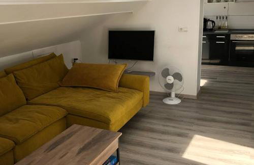 Appartement mansardé 2 chambres - Foto 1