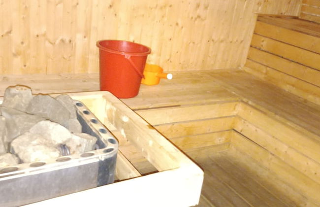 Berjaya Times Square Service Apartment - Photo 26