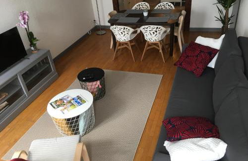 Grands Gîtes de charme avec jardin, lieu calme et paisible en plein coeur d'Arbois, linge inclu, lits faits à l'arrivée et ménage en fin de séjour - Foto 11