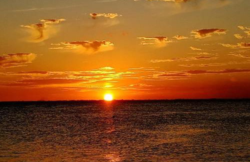 Lagoa a pé, piscininha, garagem para dois carros - Photo 23