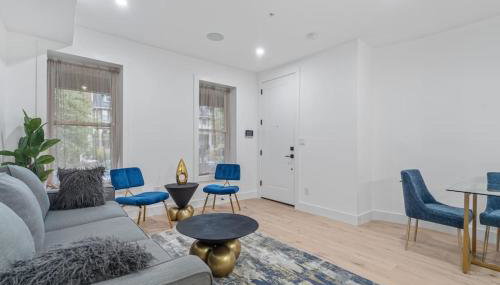 Capitol View 2 DC Townhouse Condo with Private Backyard and Garage Parking - Foto 5