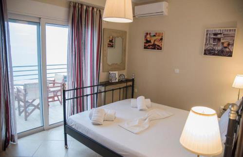 House Vraсhos-Loutsa - Foto 24