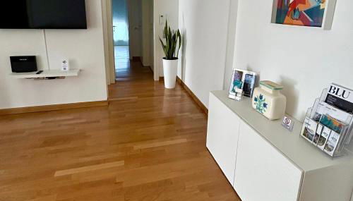 Riva Family Home - Central Apartment - Photo 4