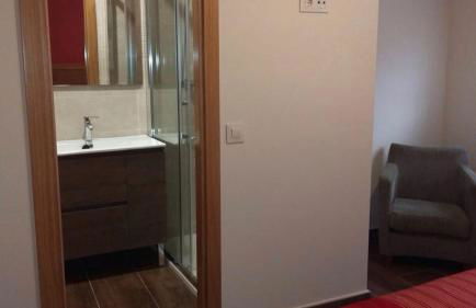 La plazuela Navaluenga - Photo 20