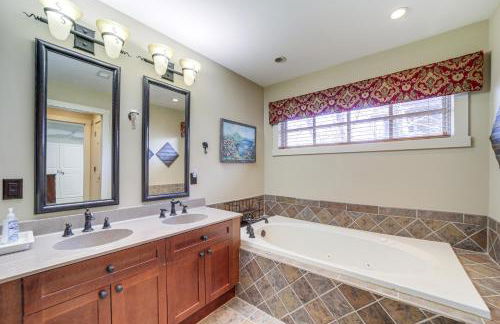 Lake Livin Lodge Cashiers Retreat with Mtn Views - Foto 20