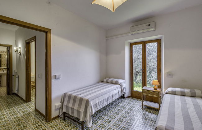 Bright Home With Wonderful Sea View - Photo 7