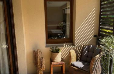 Escapade Uzétienne Cœur de ville et Parking - Foto 7