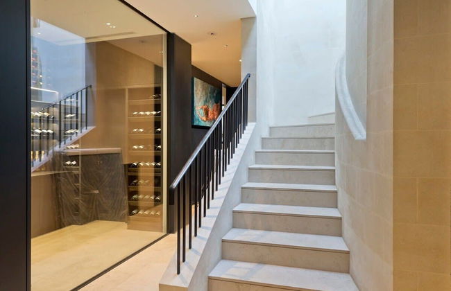 5 Bed House w/ Indoor Pool, Sauna & Private Garden - Fulham - Foto 49