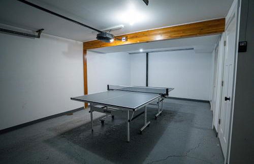 Pool and Hot Tub Access Luxury Roy Oasis! - Photo 41