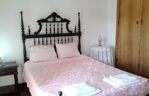 Historical Charming Vintage Villa with 4 bedrooms & country views 4 Villa by RedAwning - Foto 25
