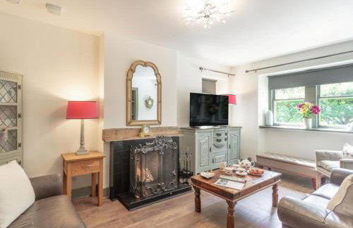 Gate Lodge with Hot Tub - Foto 10