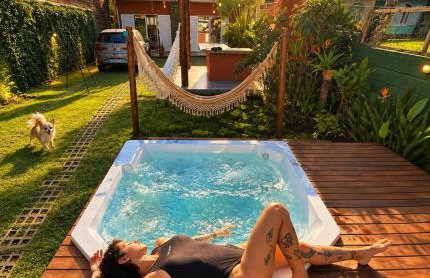 Casa brasileira frente mar com SPA e estacionamento - Foto 1