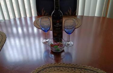 Hänsel and Gretel's Hideaway End Unit Parking! - Foto 7