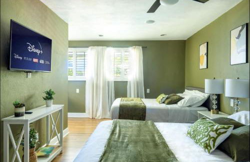 Spacious 3-Bedroom Villa with Heated Saltwater Pool and Fenced Yard in Oakland Park - Foto 35