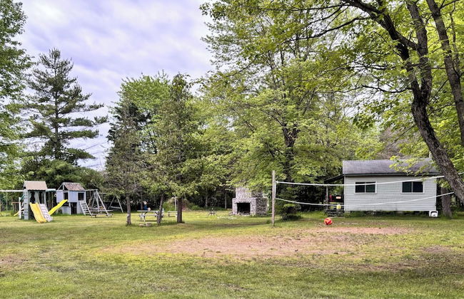 Lakefront Hideaway Resort - Photo 34