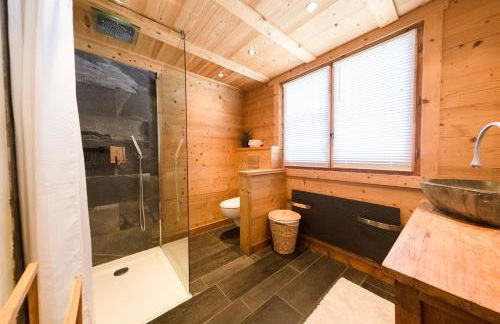 Close to the village - Chalet 4 Bedrooms, Mont-Blanc View - Foto 9