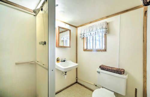 Stone Lake Cabin Grill and Access to Fishing! - Foto 12