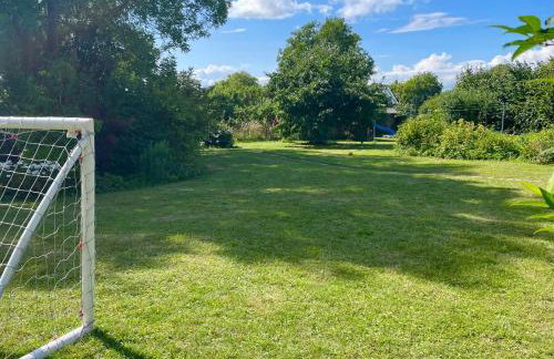 Dat-Klinkerhus-auf-Ruegen-XXL-Urlaubsparadies-nahe-Ostseestrand-Nationalpark-fuer-17-Gaeste - Foto 7