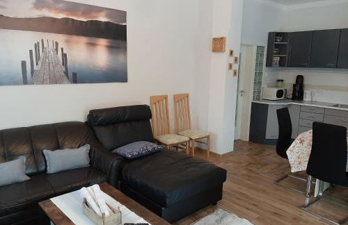 Am Bahnhof - Foto 38