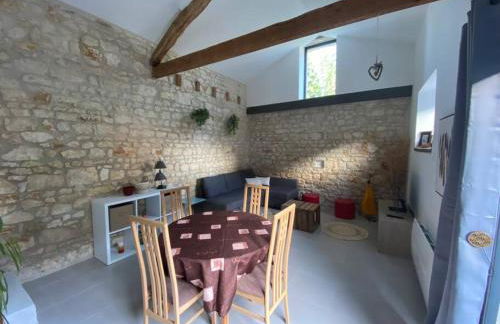 Maison de charme - proche Futuroscope - Foto 4