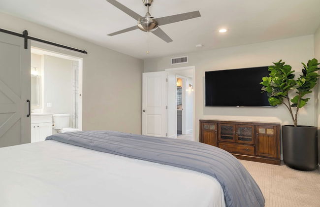 Backyard Pool, Puttinggreen, Playground Modern 5bdr White Agate by Avantstay - Foto 18